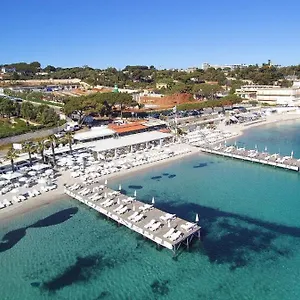 Appartement 2 Pièces Au Cœur Du Cap D'antibes, Antibes
