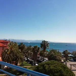 Rooftop Vue Apartment