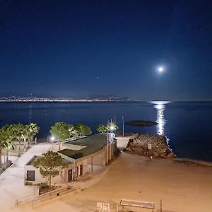 Antibes: A Nest Perched On The Sea! Apartment